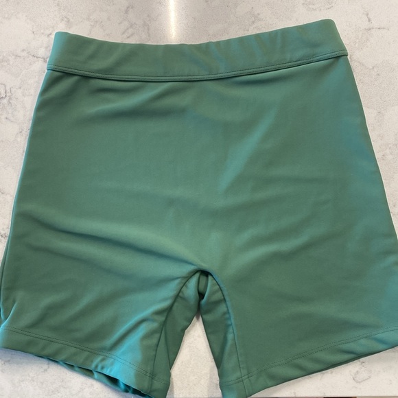 Mikoh swimsuit, cambria top size S and balan bottom size S - Picture 11 of 15